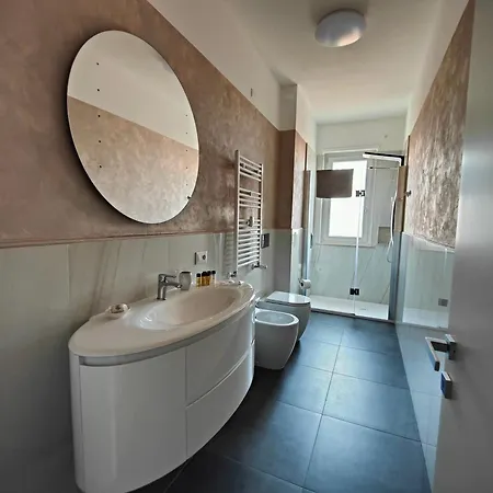 Bnbutler - Via Foppa 7 - 130 Mq In Posizione Strategica Apartamento